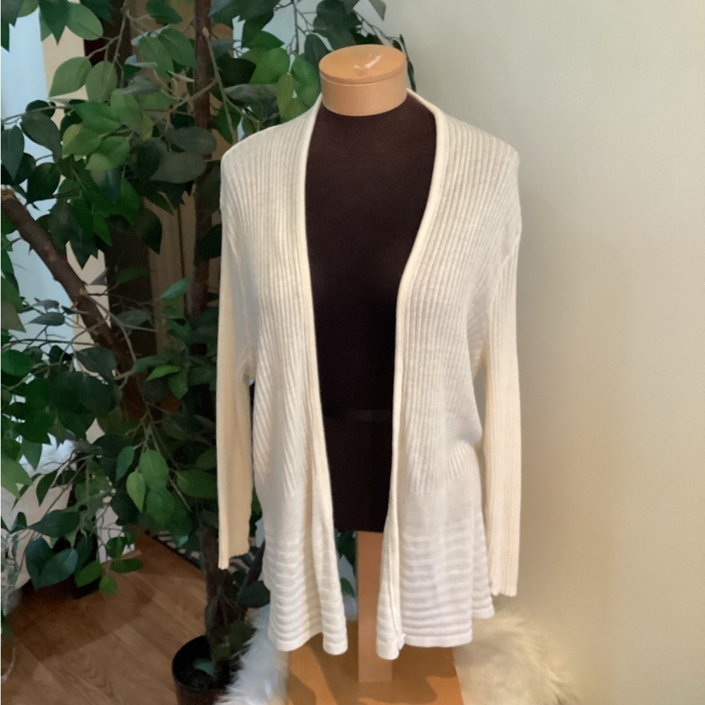 Apt 9 open front lightweight cardigan Woman’s size XXL off white/cream